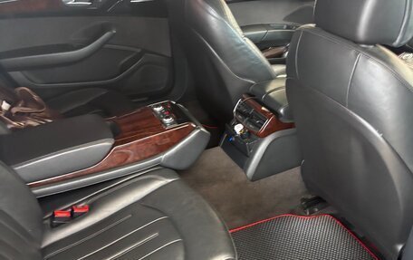Audi A8, 2011 год, 1 640 000 рублей, 2 фотография