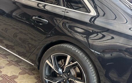 Audi A8, 2011 год, 1 640 000 рублей, 4 фотография