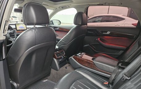 Audi A8, 2011 год, 1 640 000 рублей, 18 фотография