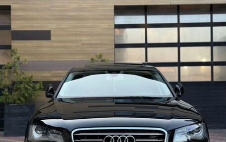 Audi A8, 2011 год, 1 640 000 рублей, 20 фотография