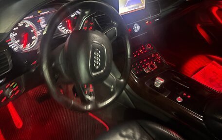 Audi A8, 2011 год, 1 640 000 рублей, 15 фотография