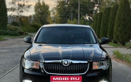 Skoda Superb III рестайлинг, 2008 год, 599 000 рублей, 3 фотография