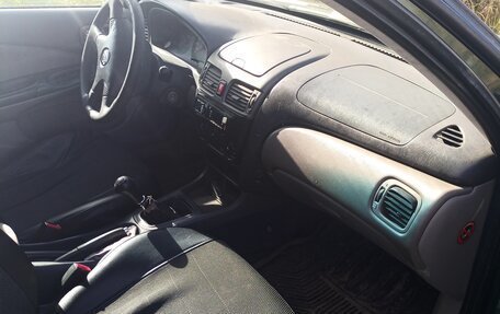 Nissan Almera, 2000 год, 250 000 рублей, 8 фотография