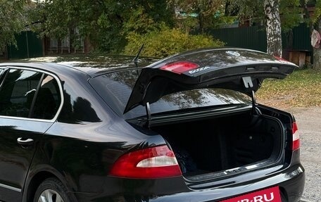 Skoda Superb III рестайлинг, 2008 год, 599 000 рублей, 26 фотография