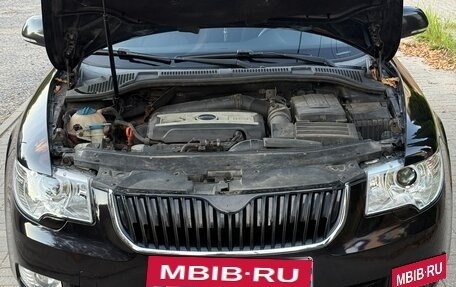 Skoda Superb III рестайлинг, 2008 год, 599 000 рублей, 29 фотография