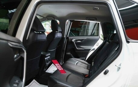 Toyota RAV4, 2022 год, 3 150 000 рублей, 7 фотография