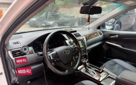 Toyota Camry, 2016 год, 190 000 рублей, 12 фотография