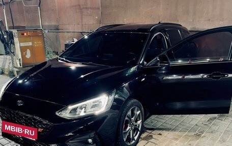 Ford Focus IV, 2019 год, 1 600 000 рублей, 2 фотография