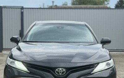 Toyota Camry, 2018 год, 2 450 000 рублей, 1 фотография
