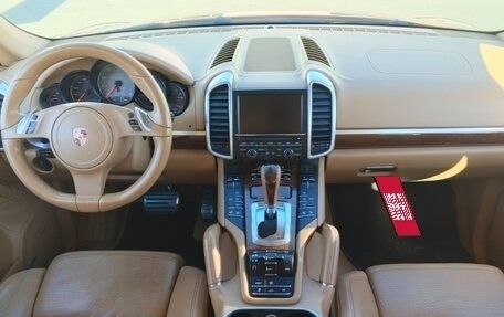 Porsche Cayenne III, 2011 год, 2 225 000 рублей, 10 фотография