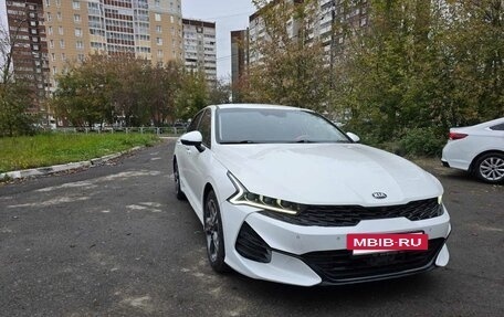 KIA K5, 2021 год, 2 200 000 рублей, 5 фотография