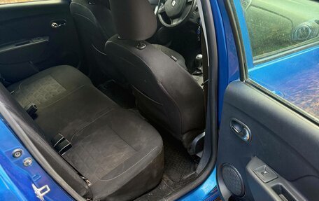 Renault Sandero II рестайлинг, 2016 год, 689 000 рублей, 6 фотография