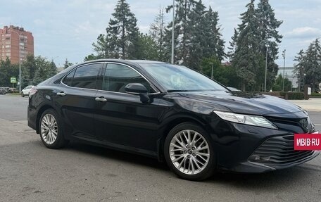 Toyota Camry, 2018 год, 2 450 000 рублей, 3 фотография