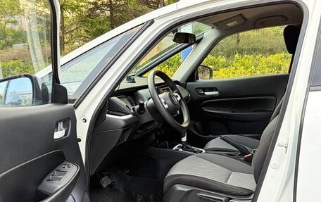 Honda Fit, 2023 год, 1 090 000 рублей, 7 фотография