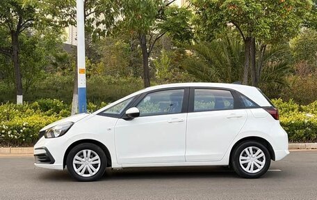 Honda Fit, 2023 год, 1 090 000 рублей, 5 фотография