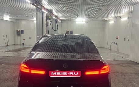 BMW 5 серия, 2019 год, 3 100 000 рублей, 7 фотография