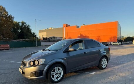 Chevrolet Aveo III, 2013 год, 550 000 рублей, 3 фотография