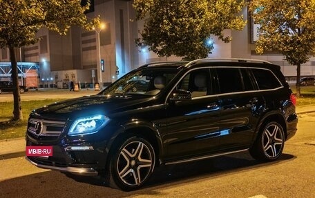 Mercedes-Benz GL-Класс, 2013 год, 3 200 000 рублей, 4 фотография