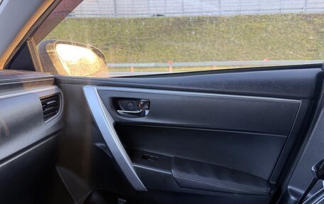 Toyota Corolla, 2014 год, 1 300 000 рублей, 6 фотография
