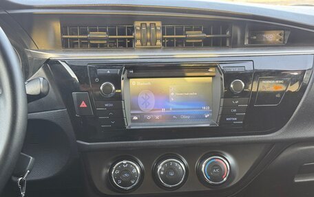 Toyota Corolla, 2014 год, 1 300 000 рублей, 10 фотография