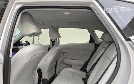 Hyundai Kona, 2024 год, 3 100 000 рублей, 16 фотография