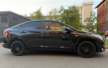 Hyundai Solaris II рестайлинг, 2022 год, 1 850 000 рублей, 4 фотография
