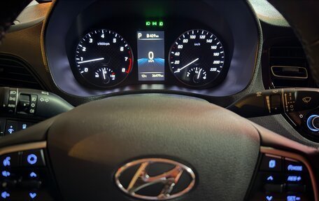 Hyundai Solaris II рестайлинг, 2022 год, 1 850 000 рублей, 17 фотография