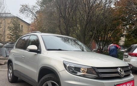 Volkswagen Tiguan I, 2013 год, 1 108 000 рублей, 1 фотография