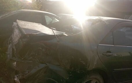 Toyota Camry V40, 2004 год, 300 000 рублей, 1 фотография