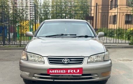 Toyota Camry, 2001 год, 485 000 рублей, 2 фотография