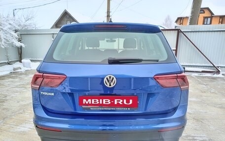 Volkswagen Tiguan II, 2018 год, 1 800 000 рублей, 6 фотография