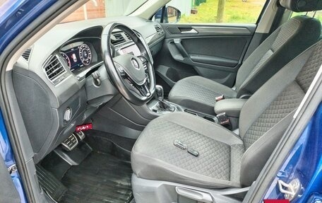Volkswagen Tiguan II, 2018 год, 1 800 000 рублей, 18 фотография
