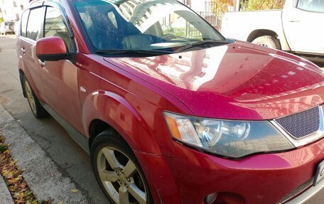 Mitsubishi Outlander III рестайлинг 3, 2008 год, 1 000 000 рублей, 3 фотография