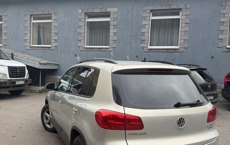 Volkswagen Tiguan I, 2013 год, 1 108 000 рублей, 2 фотография