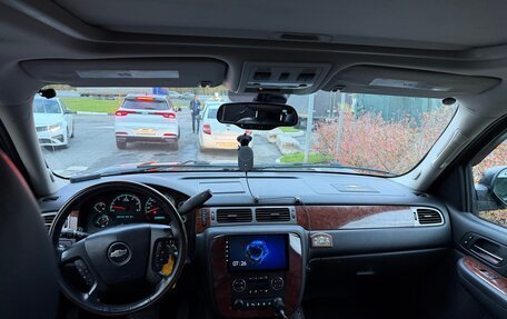 Chevrolet Tahoe III, 2008 год, 1 750 000 рублей, 6 фотография
