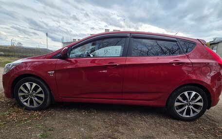 Hyundai Solaris II рестайлинг, 2016 год, 1 300 000 рублей, 6 фотография