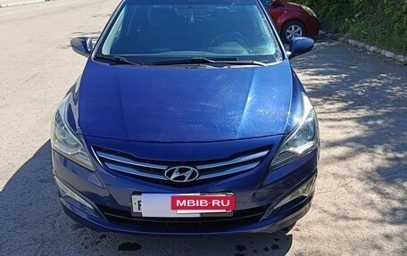 Hyundai Solaris II рестайлинг, 2015 год, 770 000 рублей, 9 фотография