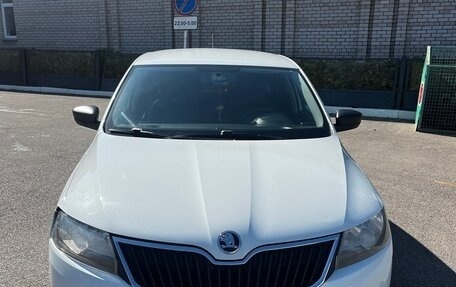 Skoda Rapid I, 2015 год, 685 000 рублей, 2 фотография