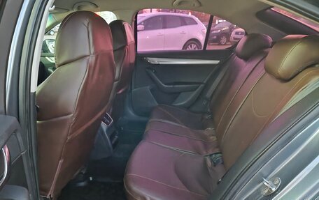 Skoda Octavia, 2014 год, 750 000 рублей, 22 фотография