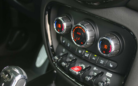 MINI Clubman, 2022 год, 4 949 000 рублей, 14 фотография