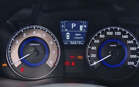 Hyundai Solaris II рестайлинг, 2011 год, 830 000 рублей, 9 фотография