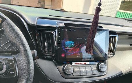 Toyota RAV4, 2015 год, 2 200 000 рублей, 3 фотография