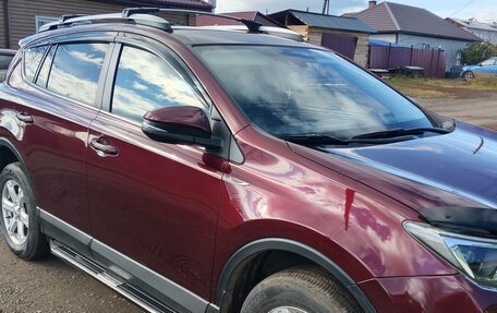 Toyota RAV4, 2015 год, 2 200 000 рублей, 16 фотография