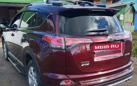 Toyota RAV4, 2015 год, 2 200 000 рублей, 18 фотография