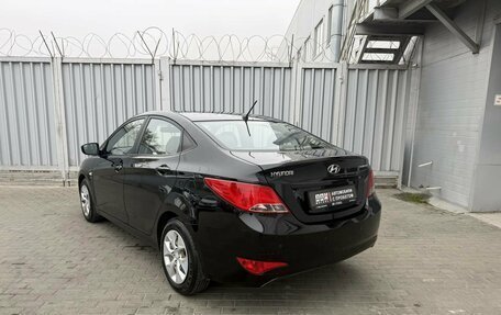 Hyundai Solaris II рестайлинг, 2014 год, 1 100 000 рублей, 7 фотография