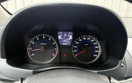 Hyundai Solaris II рестайлинг, 2014 год, 1 100 000 рублей, 10 фотография