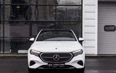Mercedes-Benz E-Класс, 2025 год, 6 100 000 рублей, 3 фотография