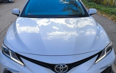 Toyota Camry, 2021 год, 3 300 000 рублей, 1 фотография
