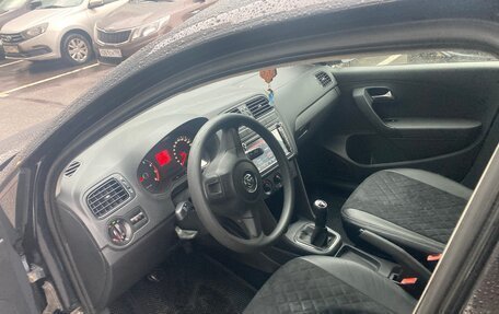 Volkswagen Polo VI (EU Market), 2010 год, 500 000 рублей, 4 фотография