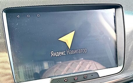 Renault Logan II, 2019 год, 970 000 рублей, 16 фотография